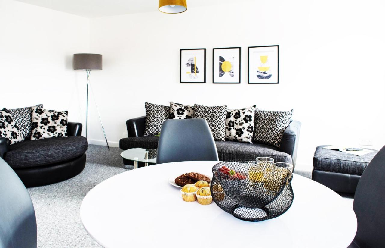 2 Bedroom Apartment Leamington Spa Hosted By Golden Key Lillington  Dış mekan fotoğraf