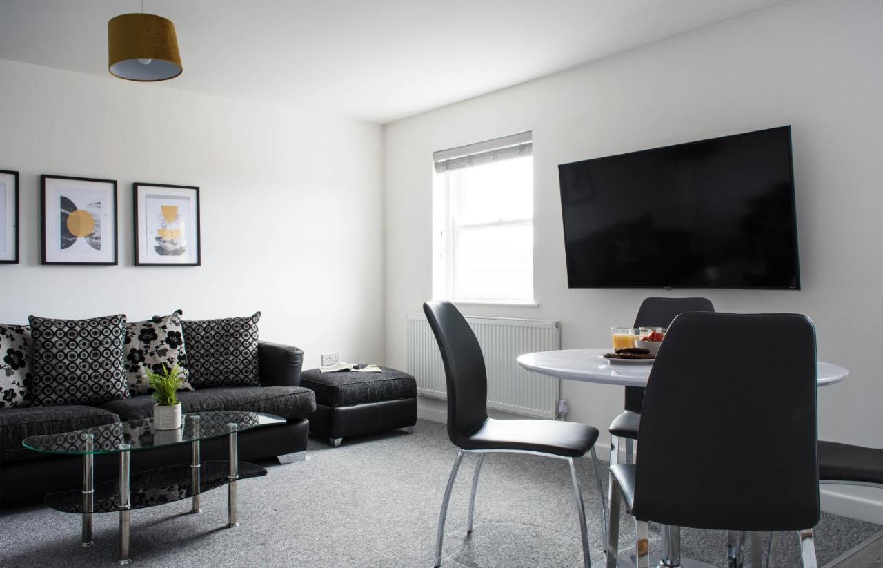 2 Bedroom Apartment Leamington Spa Hosted By Golden Key Lillington  Dış mekan fotoğraf