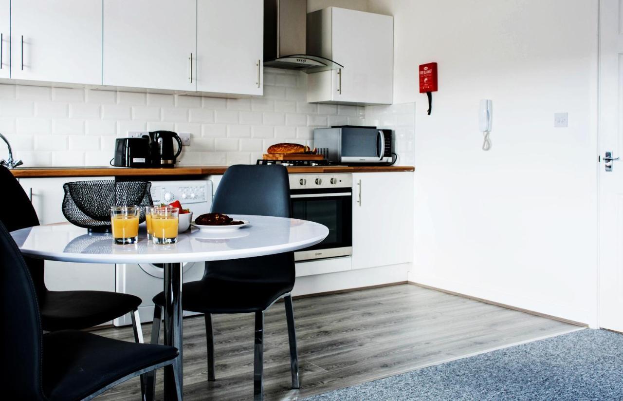 2 Bedroom Apartment Leamington Spa Hosted By Golden Key Lillington  Dış mekan fotoğraf