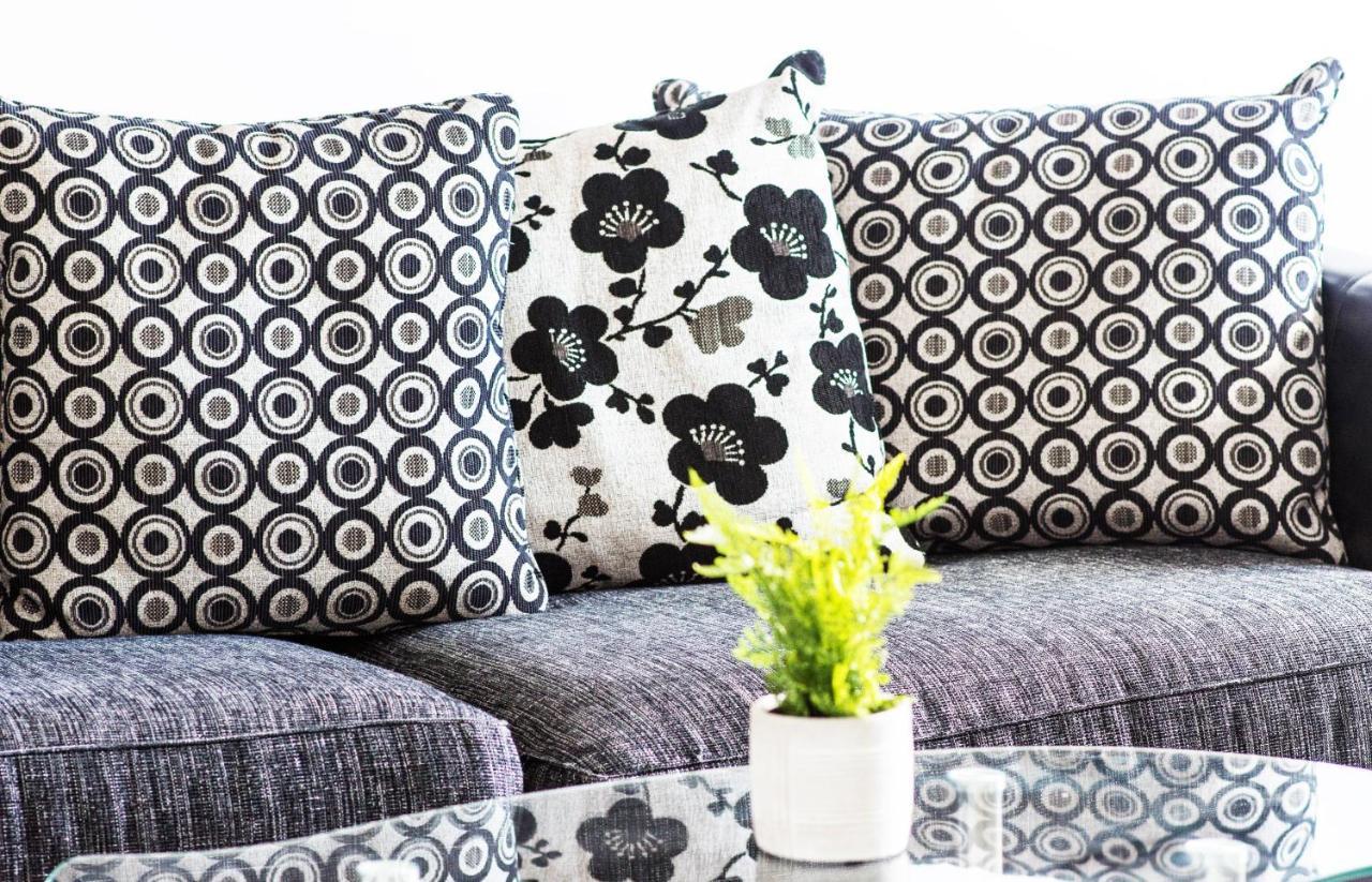 2 Bedroom Apartment Leamington Spa Hosted By Golden Key Lillington  Dış mekan fotoğraf